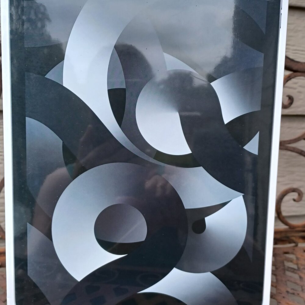 iPad Air 5th Generation Wi-Fi 64GB
